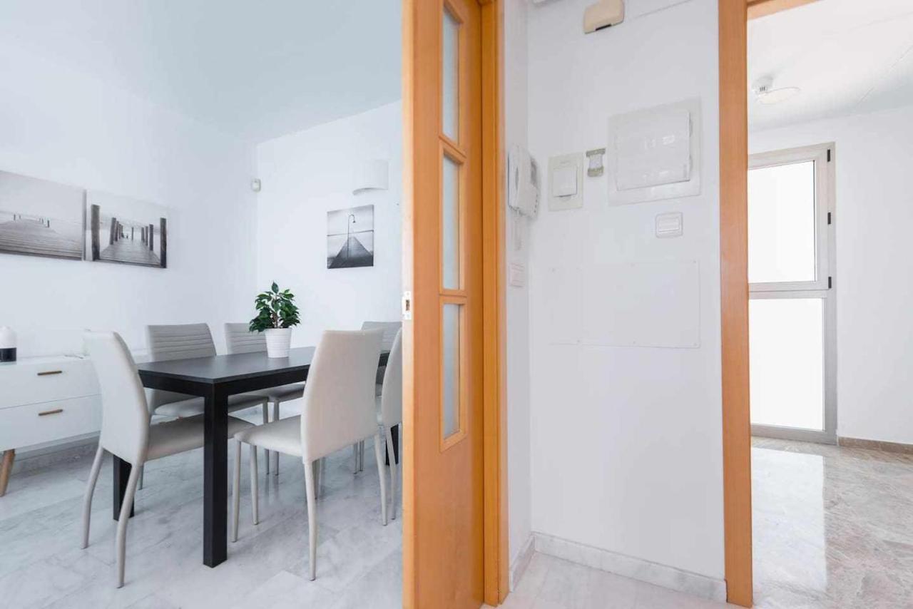 High Rise Apartment On The 39Th Floor With Private Terrace And Sea Views Benidorm Buitenkant foto