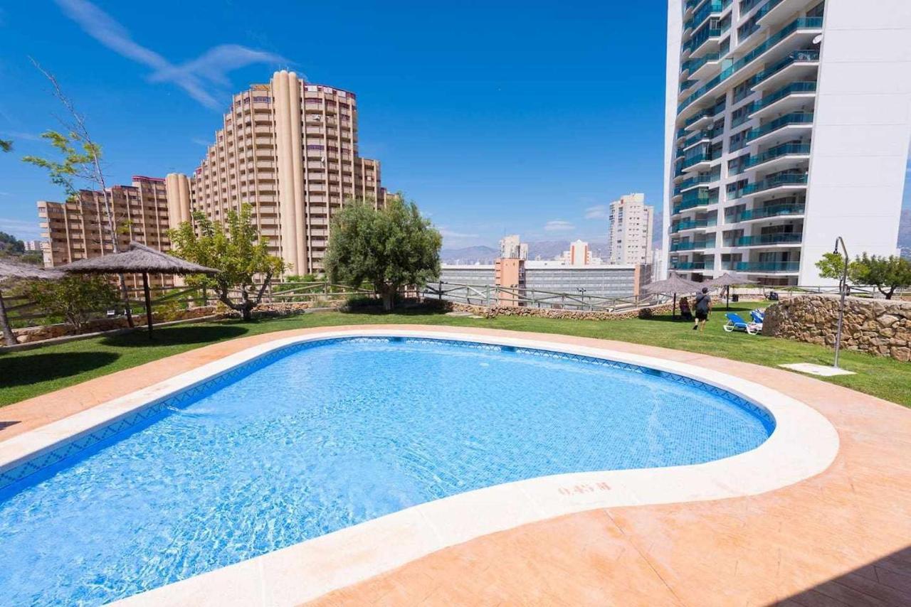 High Rise Apartment On The 39Th Floor With Private Terrace And Sea Views Benidorm Buitenkant foto
