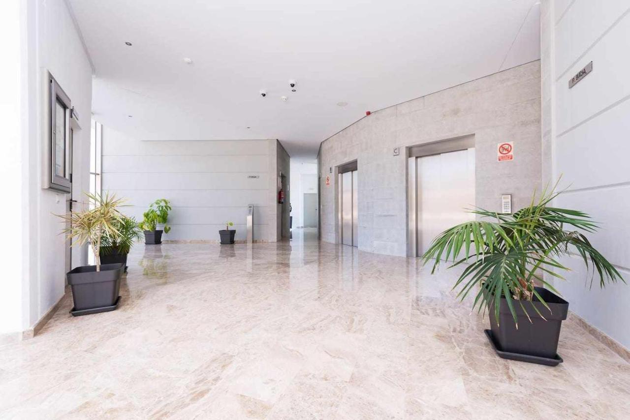 High Rise Apartment On The 39Th Floor With Private Terrace And Sea Views Benidorm Buitenkant foto